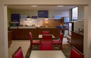 Petit déjeuner buffet compris tous les jours