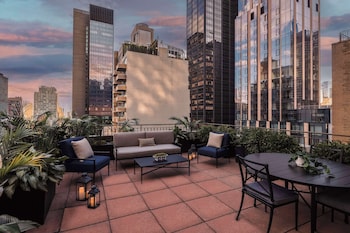 Egyptian cotton sheets, premium bedding, in-room safe, desk at The Benjamin Royal Sonesta New York