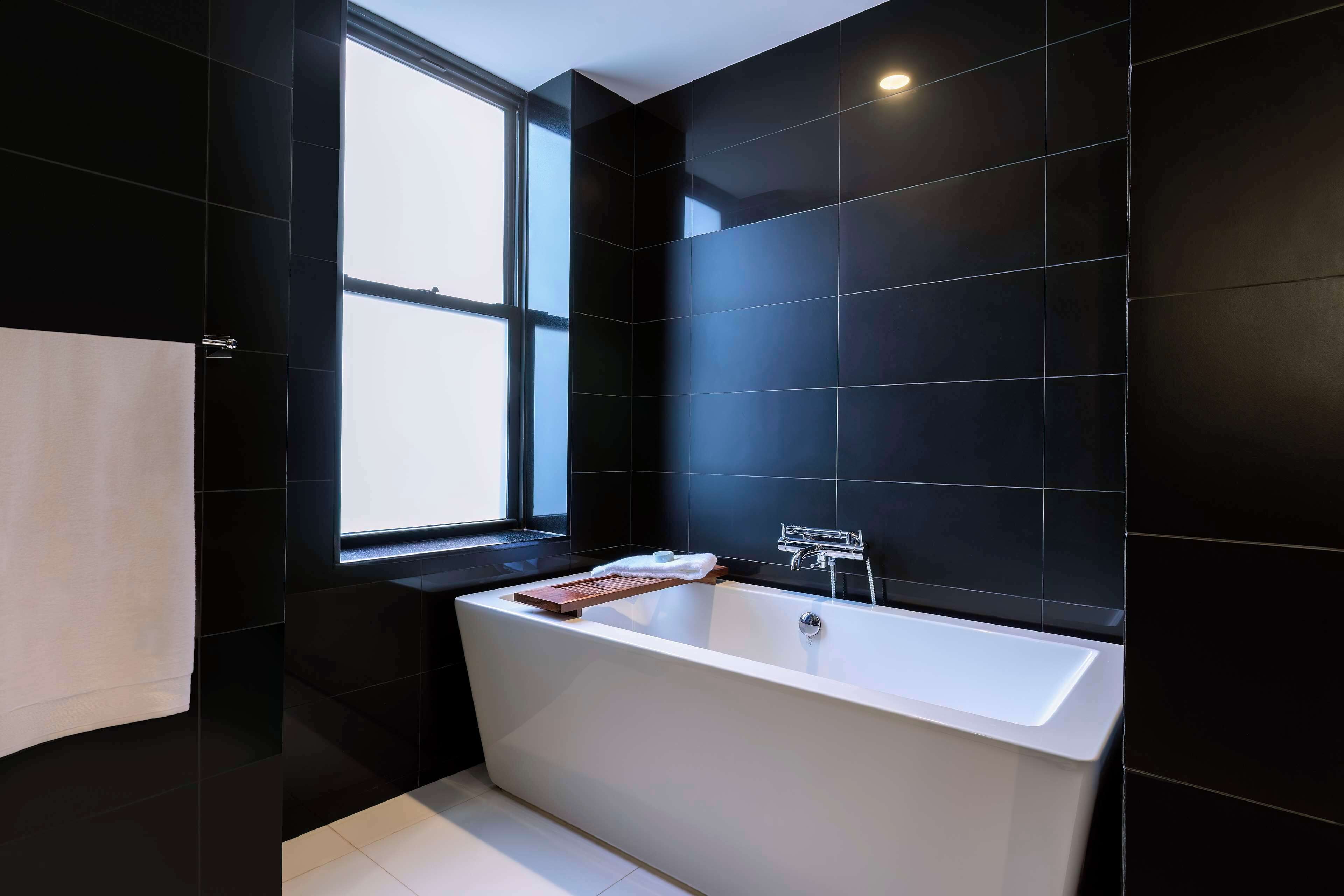 deep-soaking bathtub