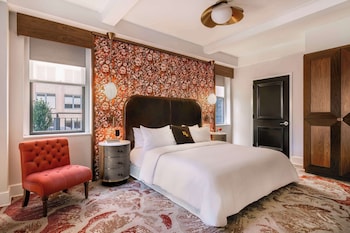Egyptian cotton sheets, premium bedding, in-room safe, desk at The Benjamin Royal Sonesta New York