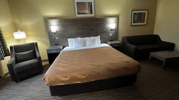 Premium bedding, in-room safe, laptop workspace, iron/ironing board