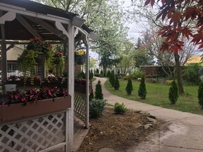 Exterior - Wyndham Garden Grand Rapids Airport (Grand Rapids)