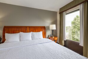 Suite exécutive, 1 très grand lit | Coffre-fort, bureau, fer et planche à repasser, lit de bébé (gratuit)