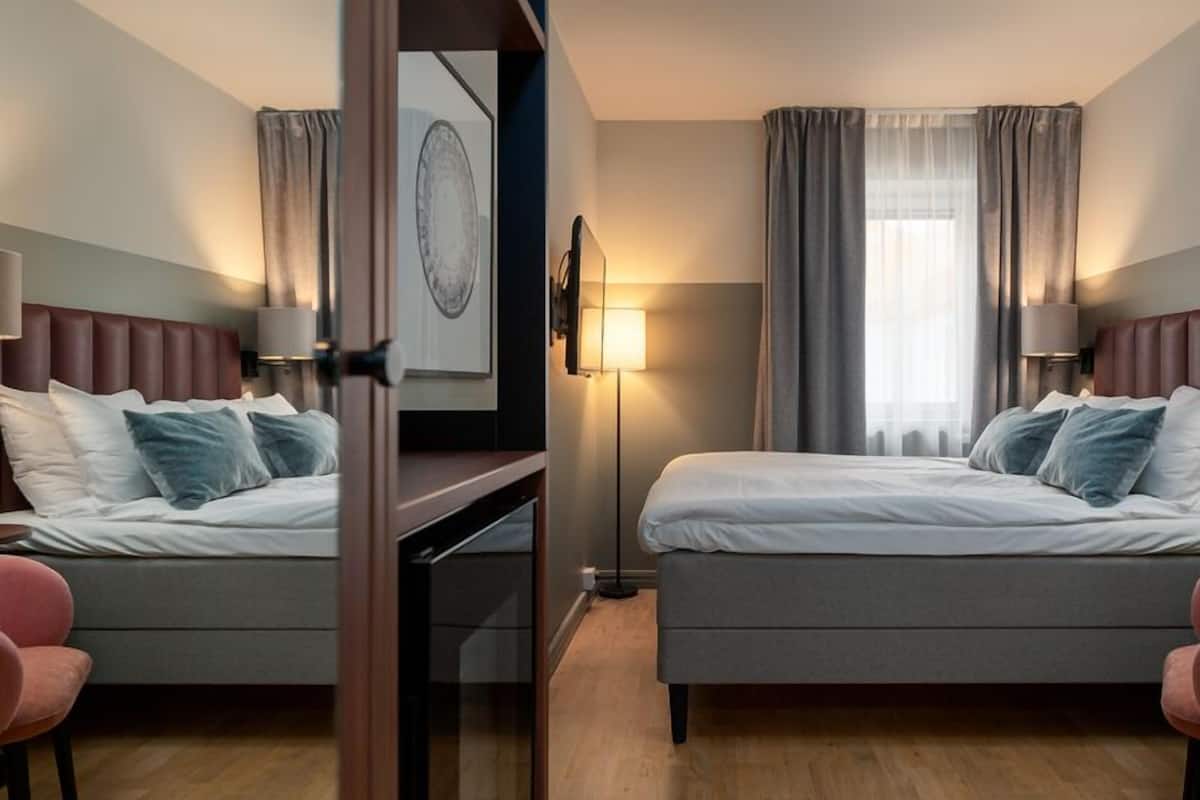 Habitación estándar (140 cm bed) | Caja fuerte, decoración individual, mobiliario individual y escritorio