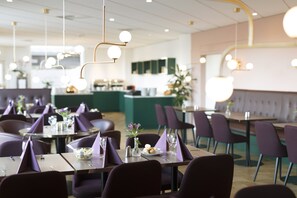 Free daily buffet breakfast - Elite Grand Hotel Norrköping (Norrköping)