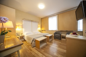 Premium bedding, minibar, in-room safe, desk