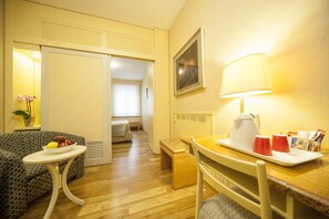 Premium bedding, minibar, in-room safe, desk