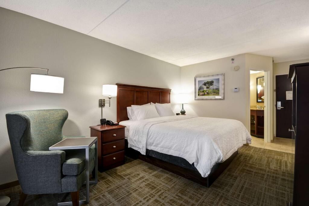 Premium bedding, pillowtop beds, desk, iron/ironing board