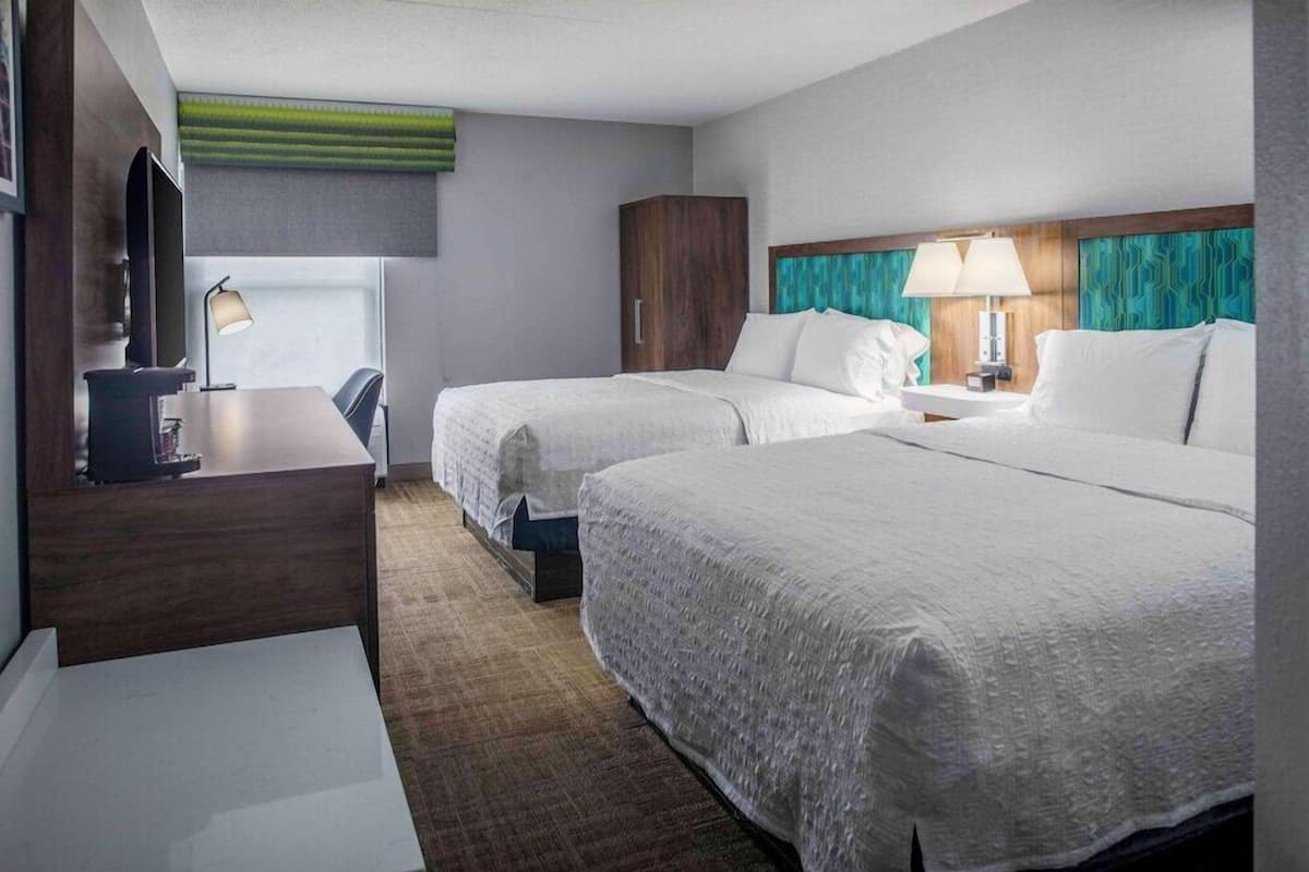 Premium bedding, pillowtop beds, desk, iron/ironing board