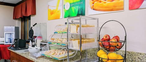 Free daily continental breakfast