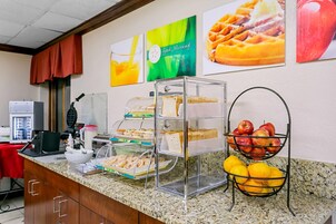 Café da manhã continental grátis todos os dias