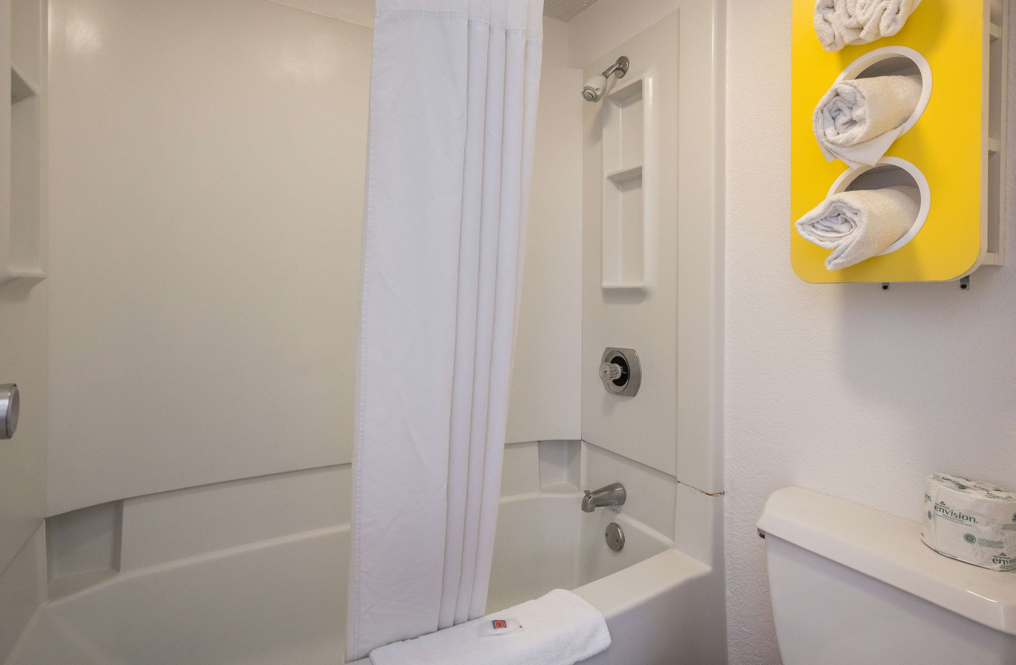 Photo - Motel 6-Prospect Heights, IL