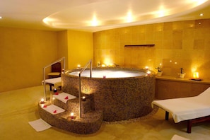 Interior - Emporio Ixtapa - with Optional All Inclusive (Ixtapa)