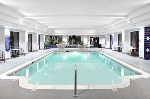 Indoor pool - Hampton Inn Asheboro (Asheboro)