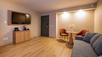 32-inch flat-screen TV with cable channels, TV, iPod dock