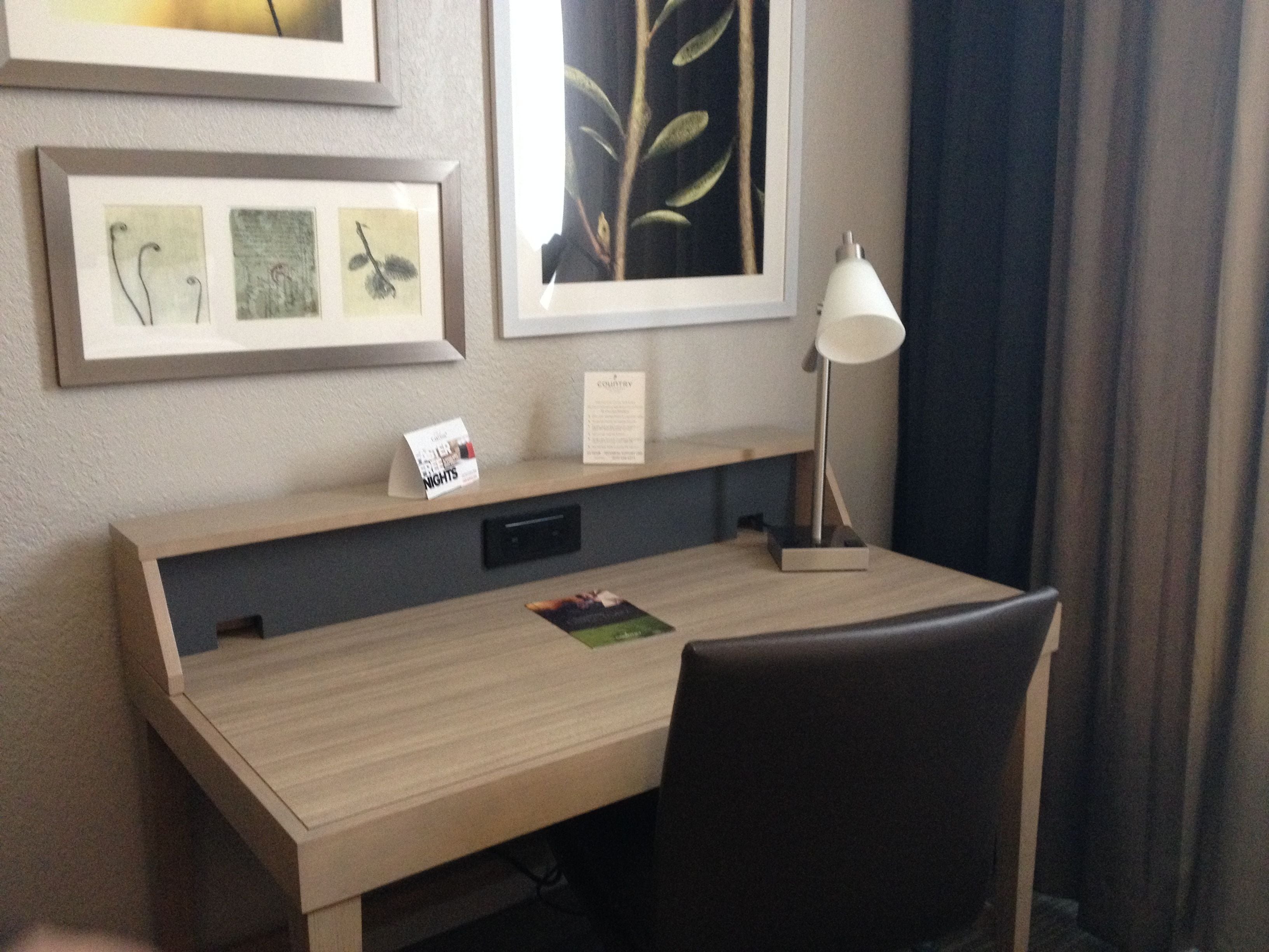 in-room business centre