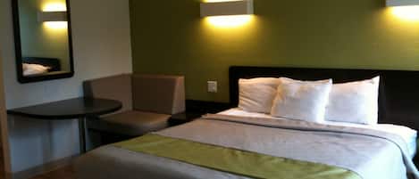 Desk, laptop workspace, iron/ironing board, free WiFi