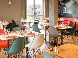 Lunch, dinner served; French cuisine, al fresco dining