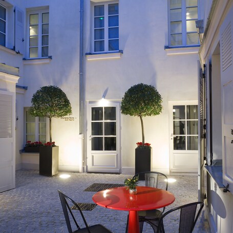 Hotel Saint Dominique - Image 10