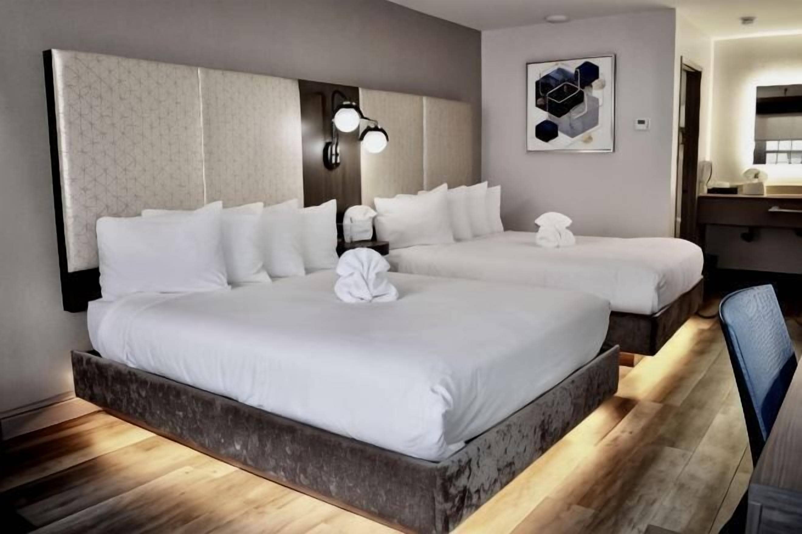 In-room safe, desk, laptop workspace, soundproofing