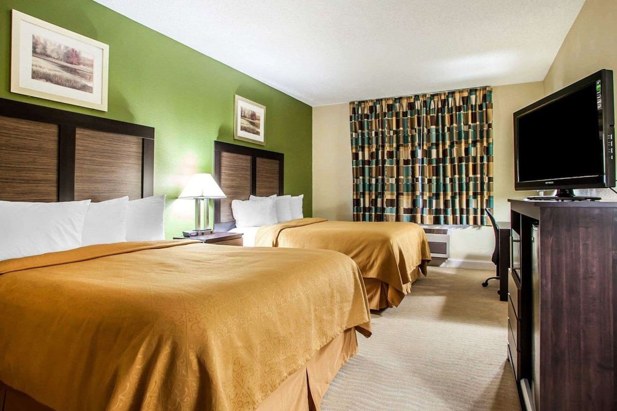 Iron/ironing board, rollaway beds, free WiFi, bed sheets