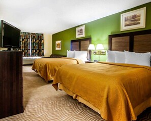 Iron/ironing board, rollaway beds, free WiFi, bed sheets - Quality Inn & Suites Champaign North - Urbana (Champaign)