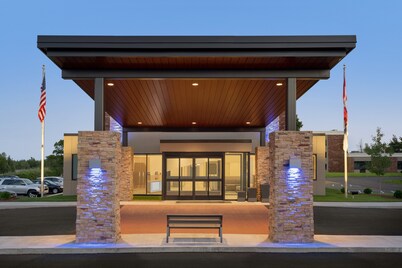 洲际酒店集团快捷假日酒店普拉茨堡