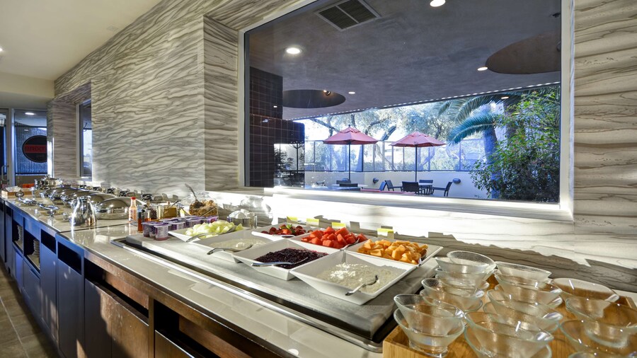 DoubleTree by Hilton Phoenix North