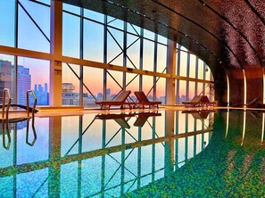 Indoor pool - Kempinski Hotel Beijing Yansha Center (Beijing)