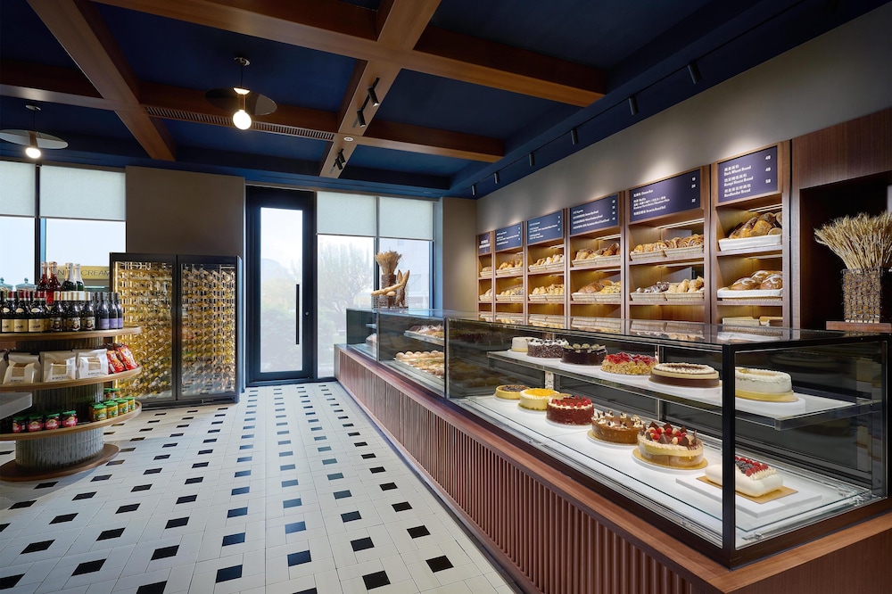 Kempinski Hotel Beijing Yansha Center by null