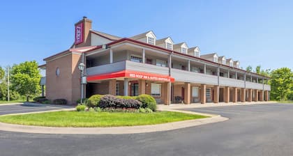 Red Roof Inn & Suites Marysville