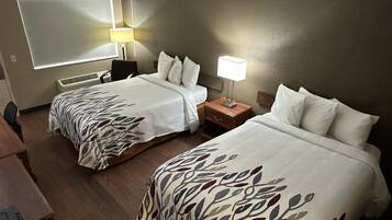 Bureau, fer et planche à repasser, lits bébé (gratuits), Wi-Fi gratuit