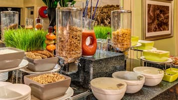 Gratis morgenmadsbuffet hver dag