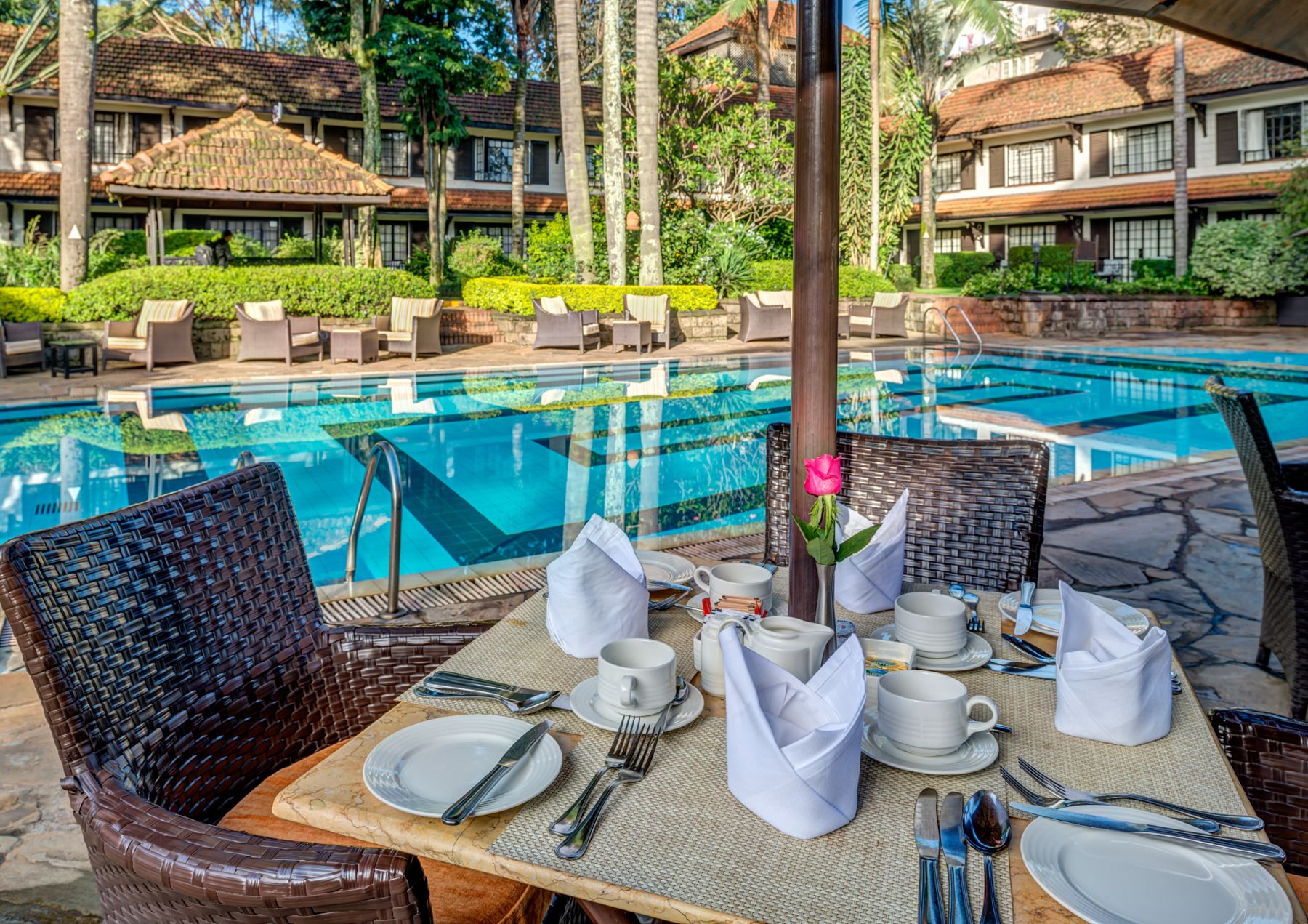 2 outdoor pools