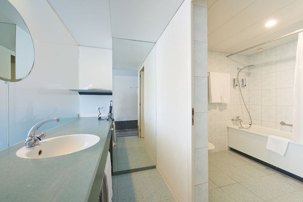 Hotel City am Bahnhof fassbindhotels.ch by null