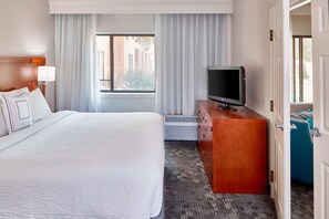 1 bedroom, premium bedding, pillowtop beds, desk