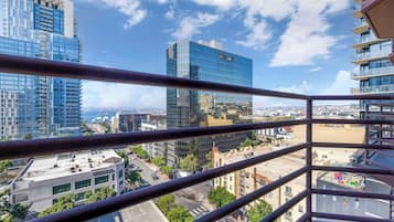 Pillowtop beds, in-room safe, blackout drapes, iron/ironing board