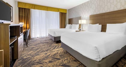 Best Western Plus Bayside Inn