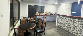 엑제큐티브 인 앤 스위트