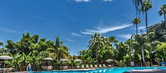 Clarion Hotel Bakersfield North