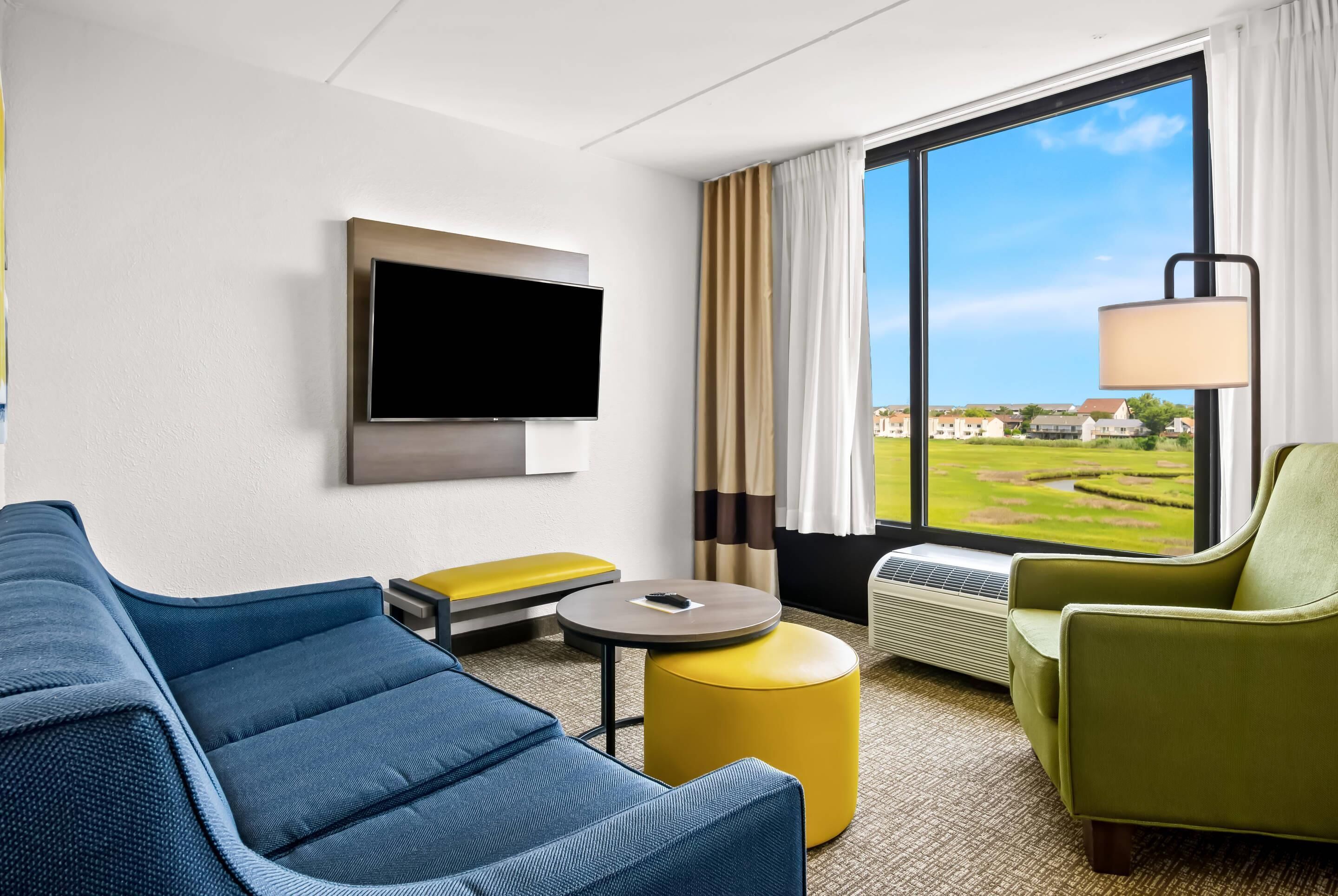 Cortinas blackout, tabla de planchar con plancha y cunas gratuitas 