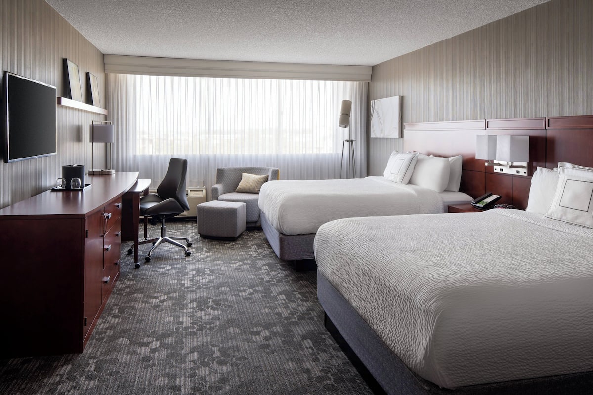 In-room safe, desk, blackout drapes, iron/ironing board