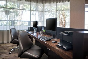 Property amenity - Courtyard by Marriott Richmond/Berkeley (San Pablo)