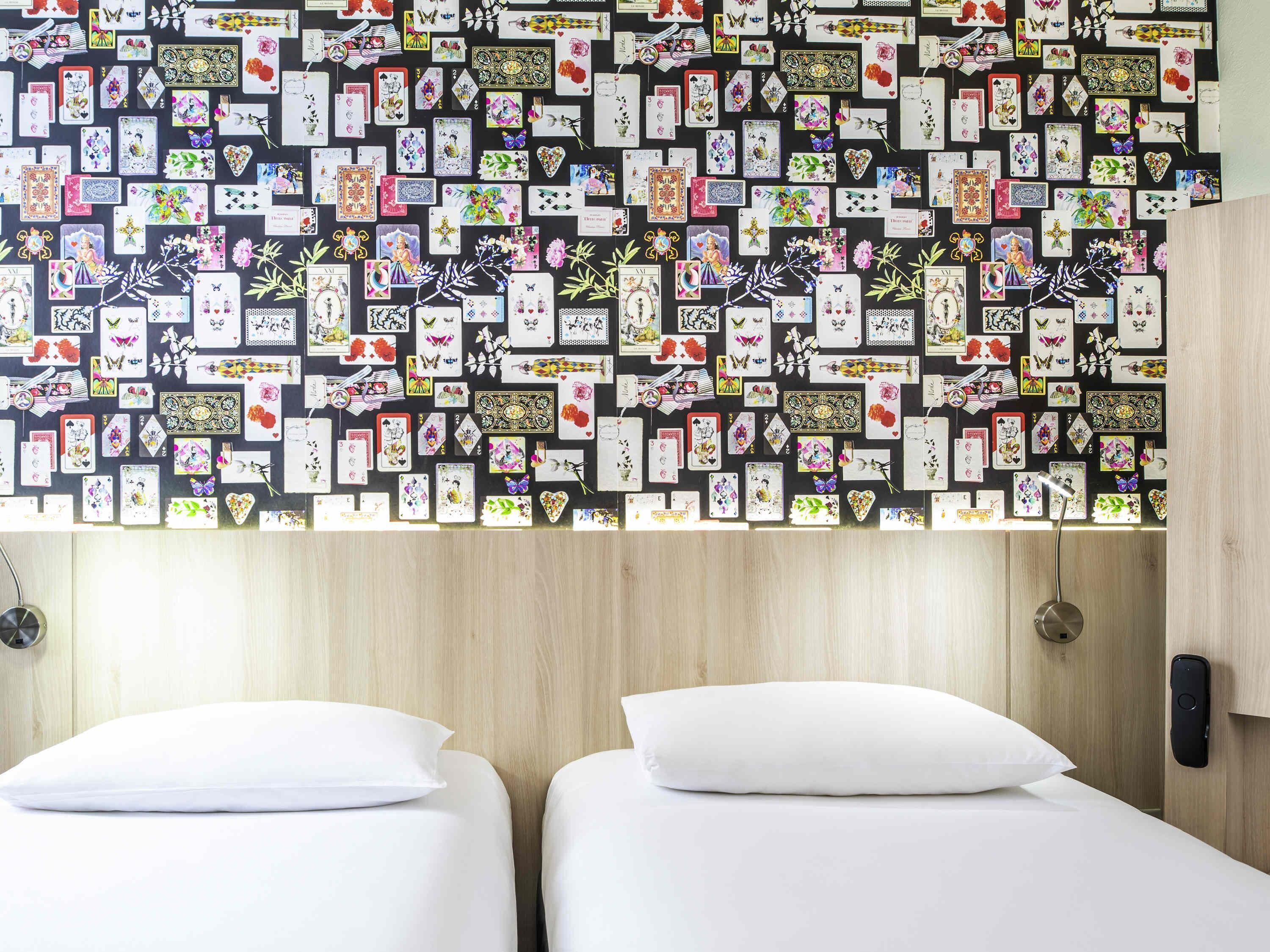 Standard Room, 2 Twin Beds | Individually furnished, blackout drapes, soundproofing