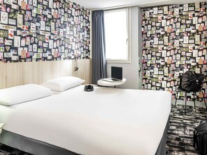 Individually furnished, blackout drapes, soundproofing - ibis Styles Reims Centre Cathédrale (Reims)