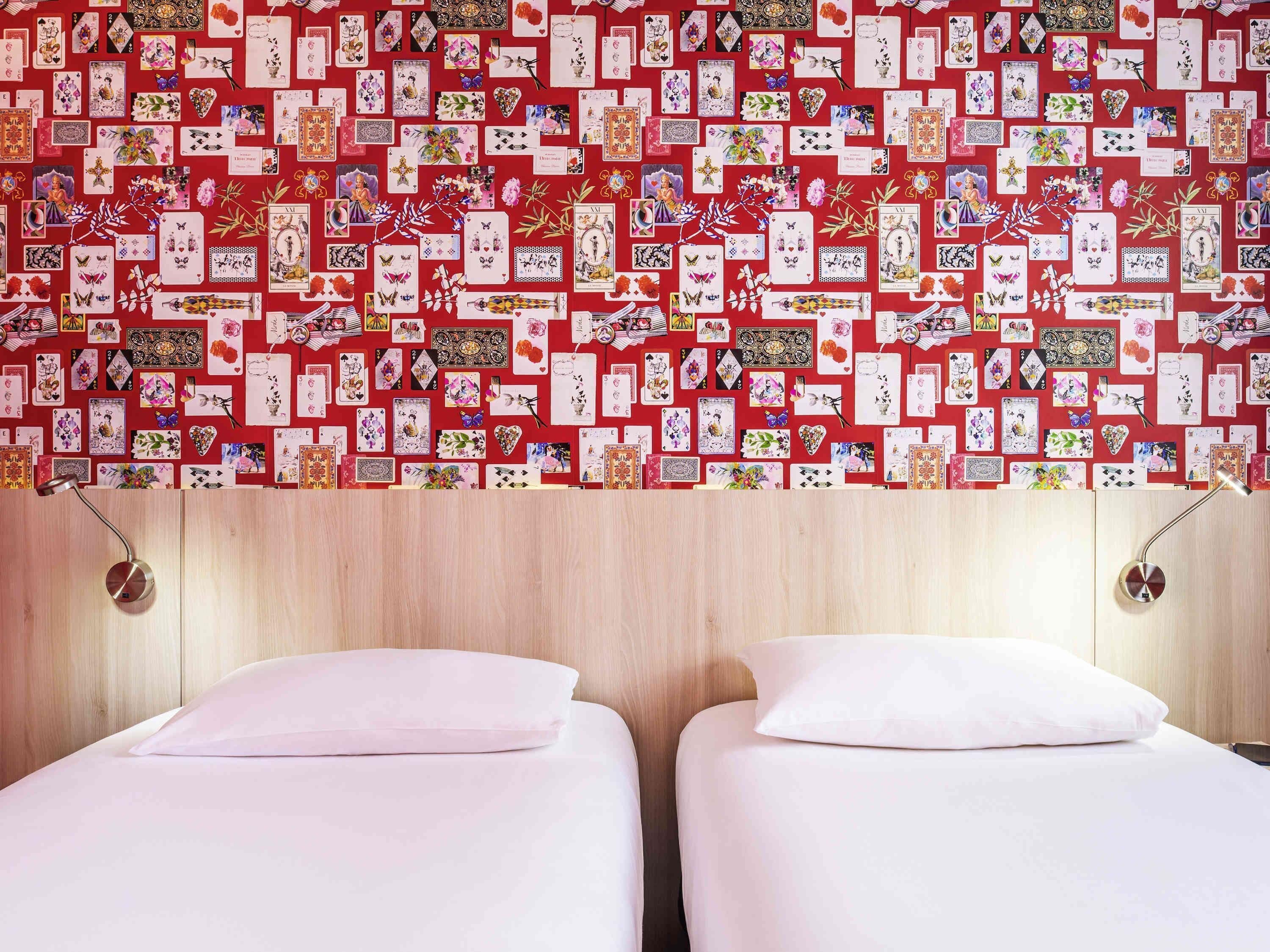 Standard Room, 2 Twin Beds | Individually furnished, blackout drapes, soundproofing