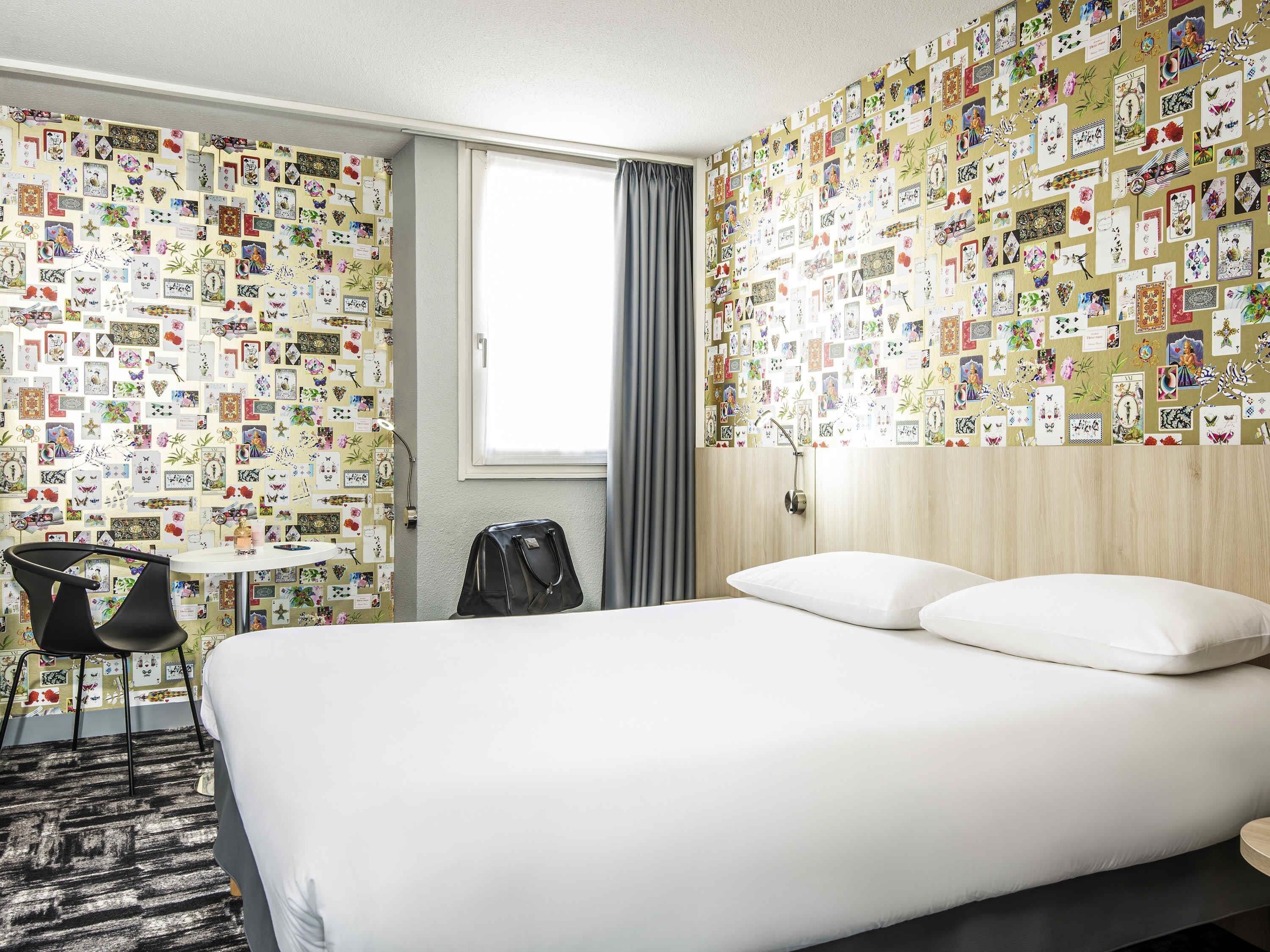 Standard Room, 1 Double Bed | Individually furnished, blackout curtains, soundproofing