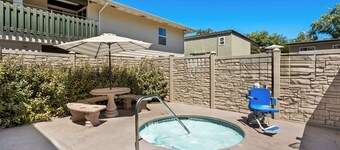 Best Western University Lodge