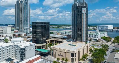 Renaissance Mobile Riverview Plaza Hotel