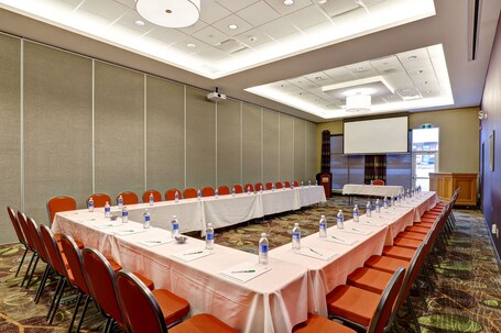 Holiday Inn Mississauga Toronto West, an IHG Hotel - Image 34